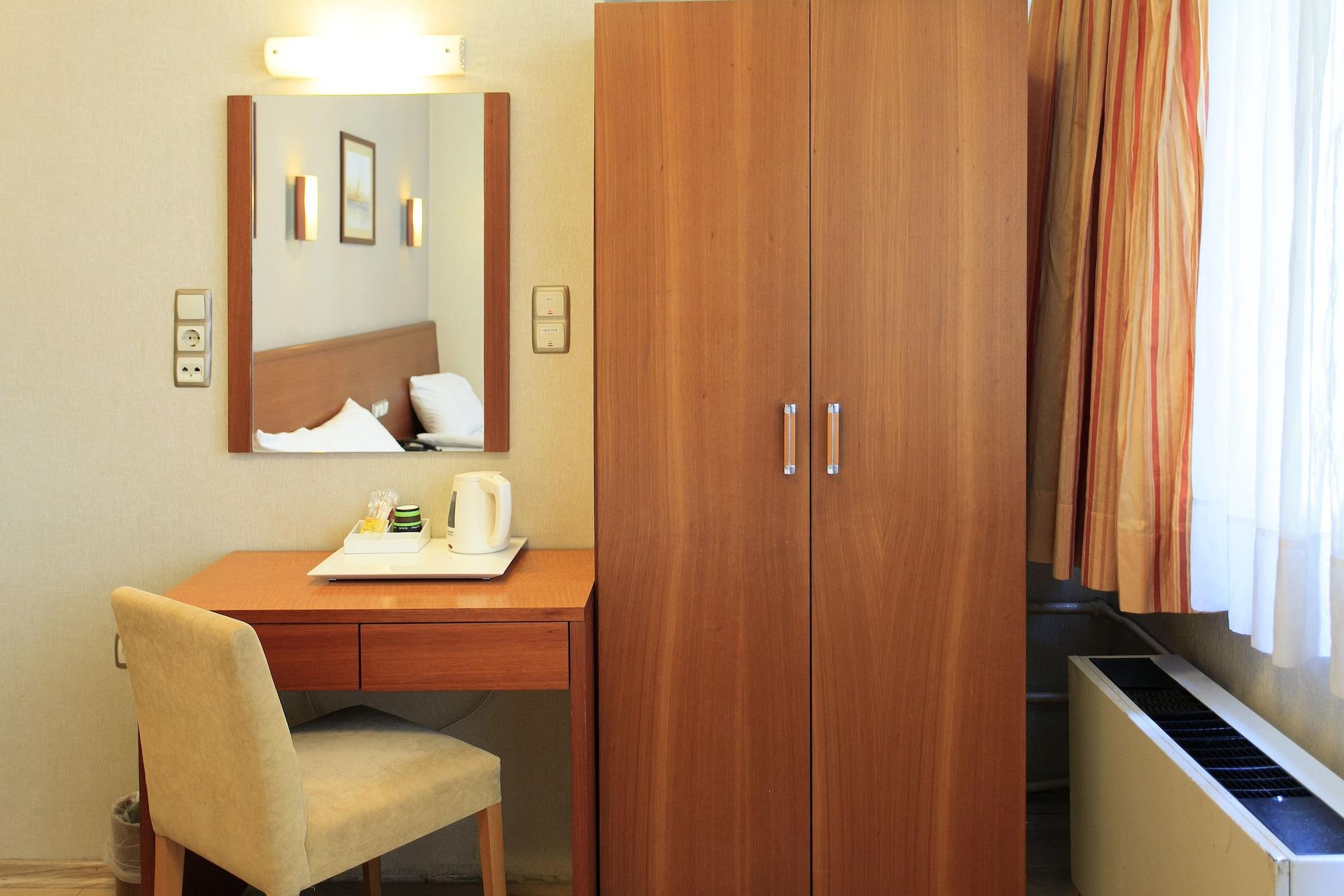 Hotel Inter Стамбул Экстерьер фото